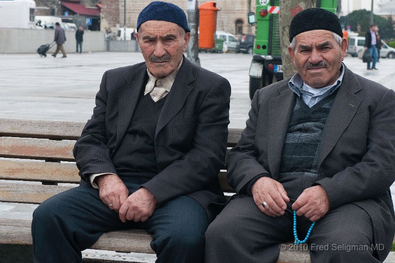 20100401_111229 D300.jpg - Men on bench, the Bazaar Quarter, Istanbul